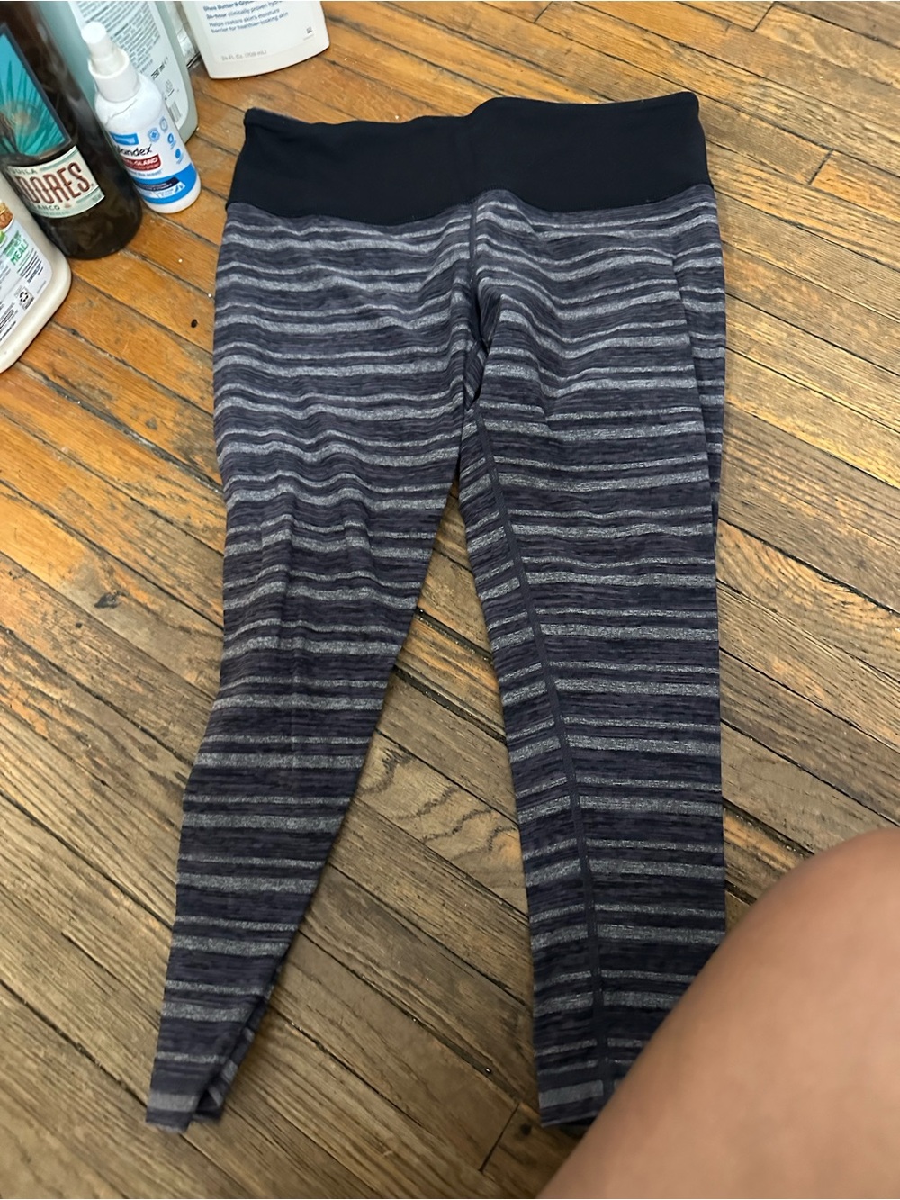 Under armour cropped leggings